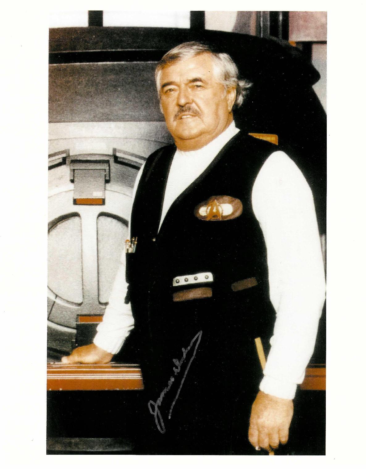 STAR TREK: James Doohan hand-signed movie photo 8x10''